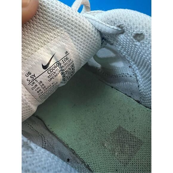 Nike Air Max Plus Tn Gs Fresh Mint White Black Grey 5.5Y CD0609-106 - Picture 4 of 8